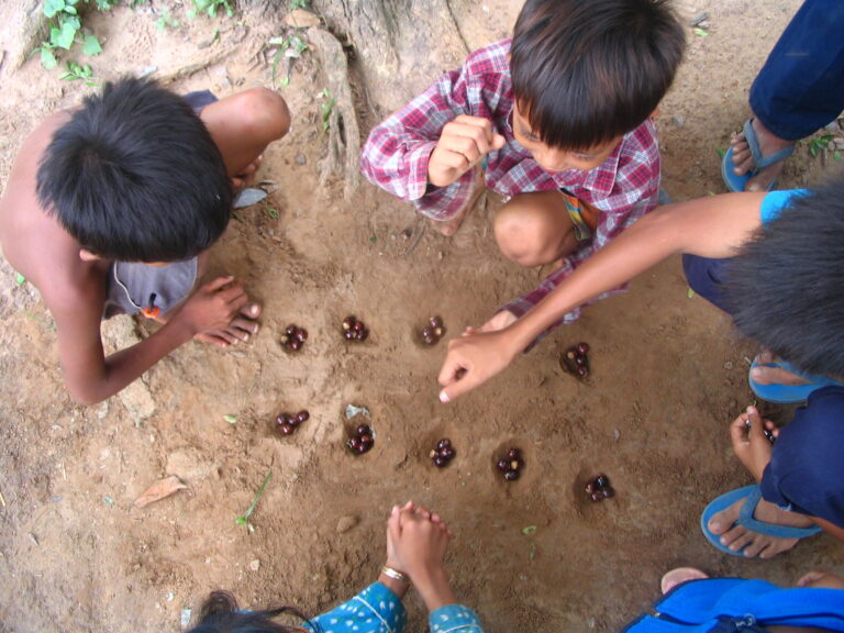 Mancala: la mecánica ancestral que sigue moviendo la estrategia en los juegos modernos