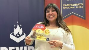 Camila Ogaz, campeona nacional de Catan: “Fue clave estudiar mis propias fallas y enfocarme en mi juego”