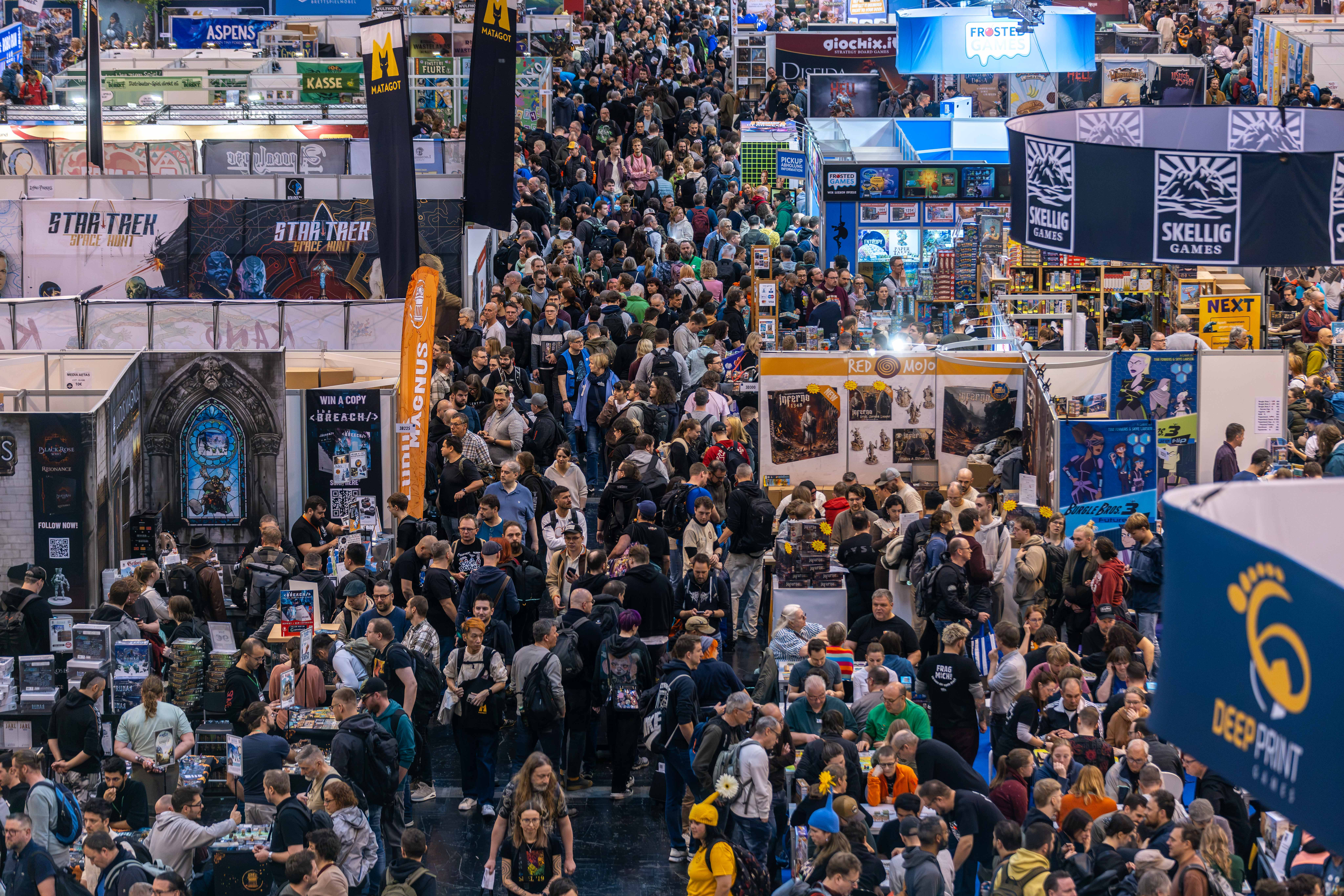 SPIEL Essen 2026 reúne a 230 mil personas y agota por primera vez todo su espacio disponible